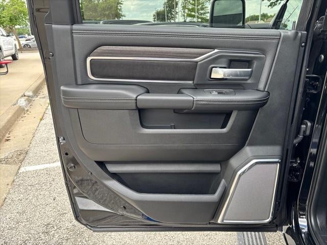 2026 RAM Ram 3500 RAM 3500 LARAMIE MEGA CAB 4X4 6'4' BOX