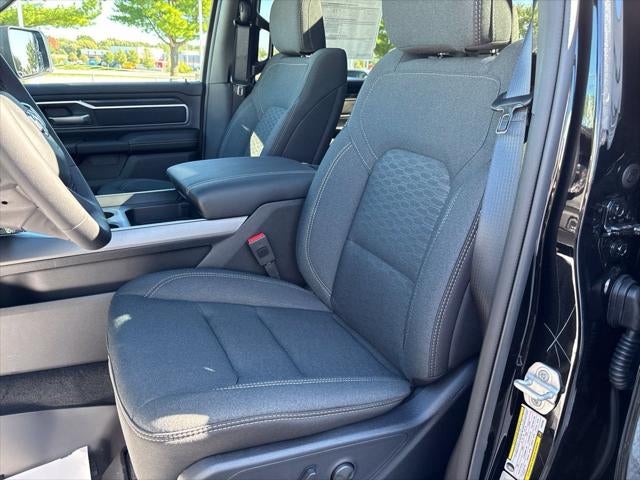 2027 RAM Ram 1500 RAM 1500 BIG HORN CREW CAB 4X4 5'7' BOX
