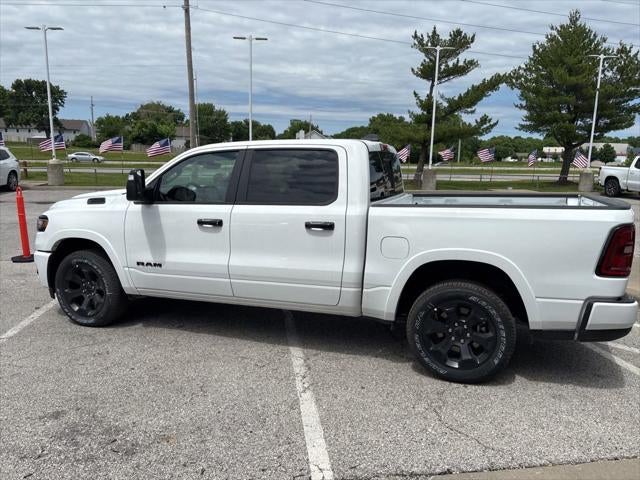 2026 RAM Ram 1500 RAM 1500 LONE STAR CREW CAB 4X4 5'7' BOX