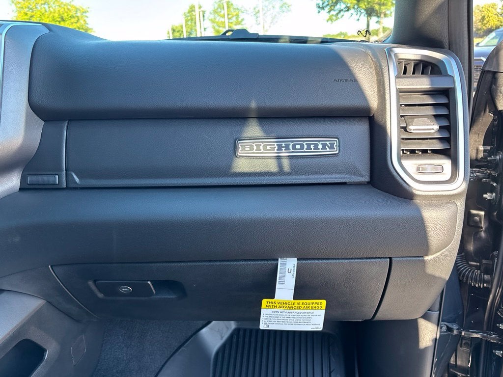 2027 RAM Ram 1500 RAM 1500 BIG HORN CREW CAB 4X4 5'7' BOX