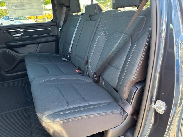 2027 RAM Ram 1500 RAM 1500 BIG HORN CREW CAB 4X4 5'7' BOX