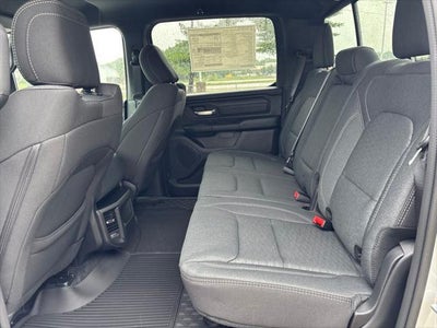 2026 RAM 1500 RAM 1500 WARLOCK CREW CAB 4X4 5'7' BOX