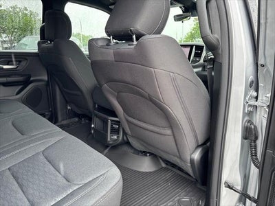 2026 RAM 1500 RAM 1500 WARLOCK CREW CAB 4X4 5'7' BOX
