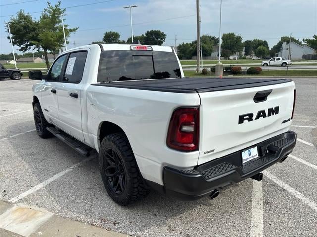 2026 RAM Ram 1500 RAM 1500 TRADESMAN CREW CAB 4X4 5'7' BOX