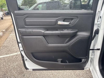 2026 RAM Ram 1500 RAM 1500 TRADESMAN CREW CAB 4X4 5'7' BOX
