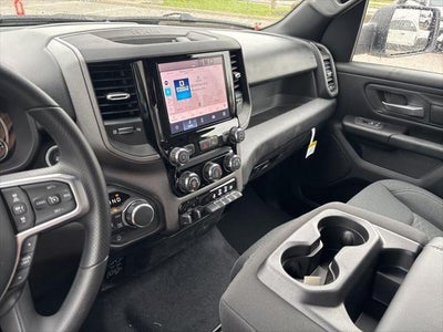 2026 RAM Ram 1500 RAM 1500 TRADESMAN CREW CAB 4X4 5'7' BOX