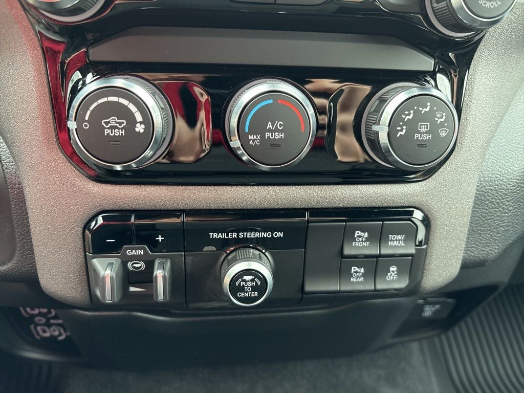 2026 RAM 1500 Warlock