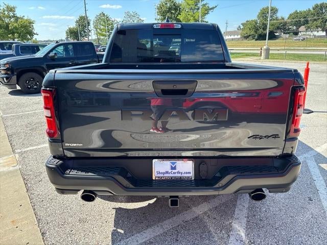 2026 RAM 1500 RAM 1500 TRADESMAN CREW CAB 4X4 5'7' BOX
