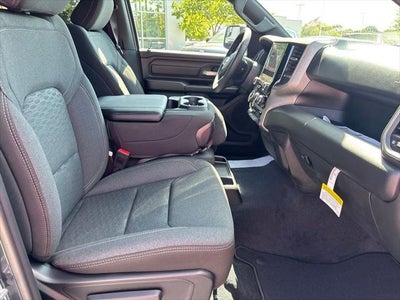 2026 RAM 1500 RAM 1500 TRADESMAN CREW CAB 4X4 5'7' BOX