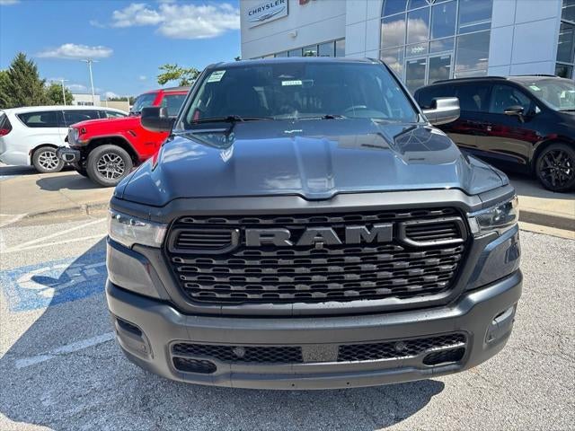 2026 RAM 1500 RAM 1500 TRADESMAN CREW CAB 4X4 5'7' BOX