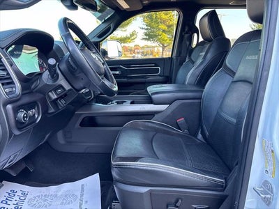 2022 RAM 2500 Laramie Crew Cab 4x4 6'4' Box