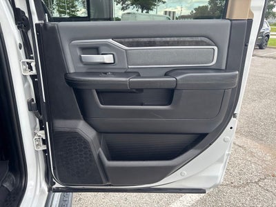 2019 RAM 2500 Big Horn Crew Cab 4x4 8' Box