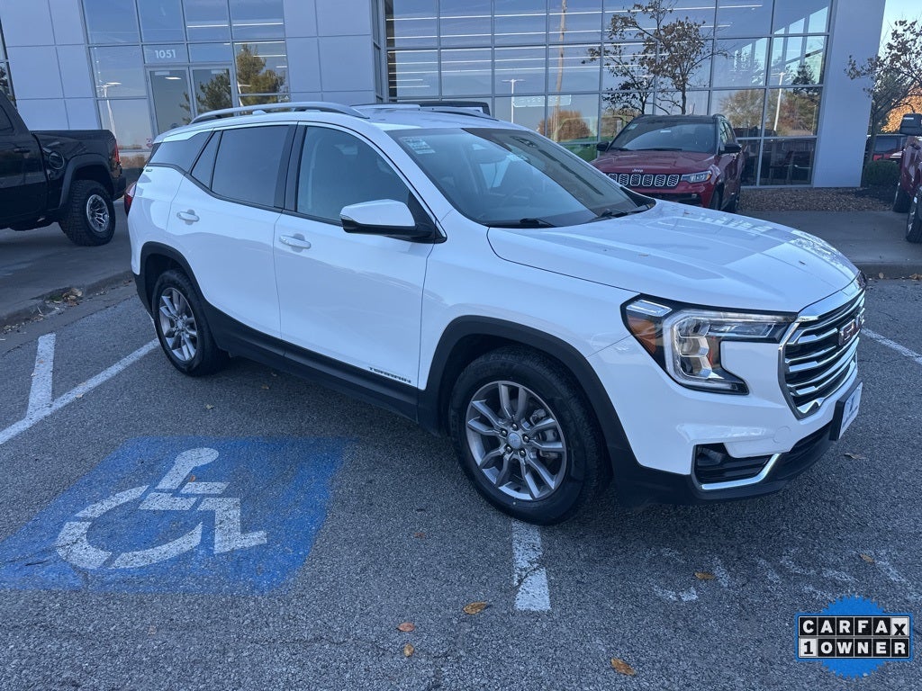2024 GMC Terrain SLT