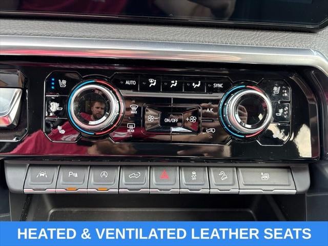 2023 GMC Sierra 1500 4WD Crew Cab Short Box Denali