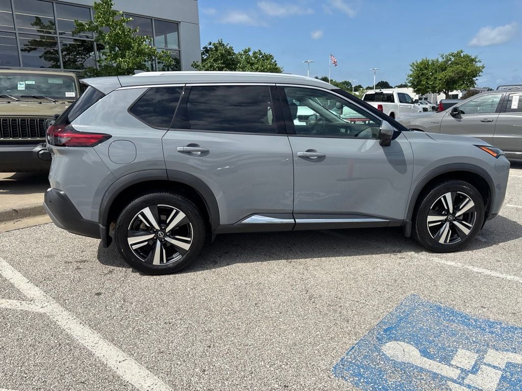 2021 Nissan Rogue SL