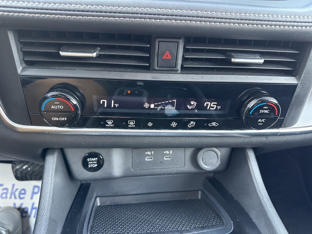 2024 Nissan Rogue SV