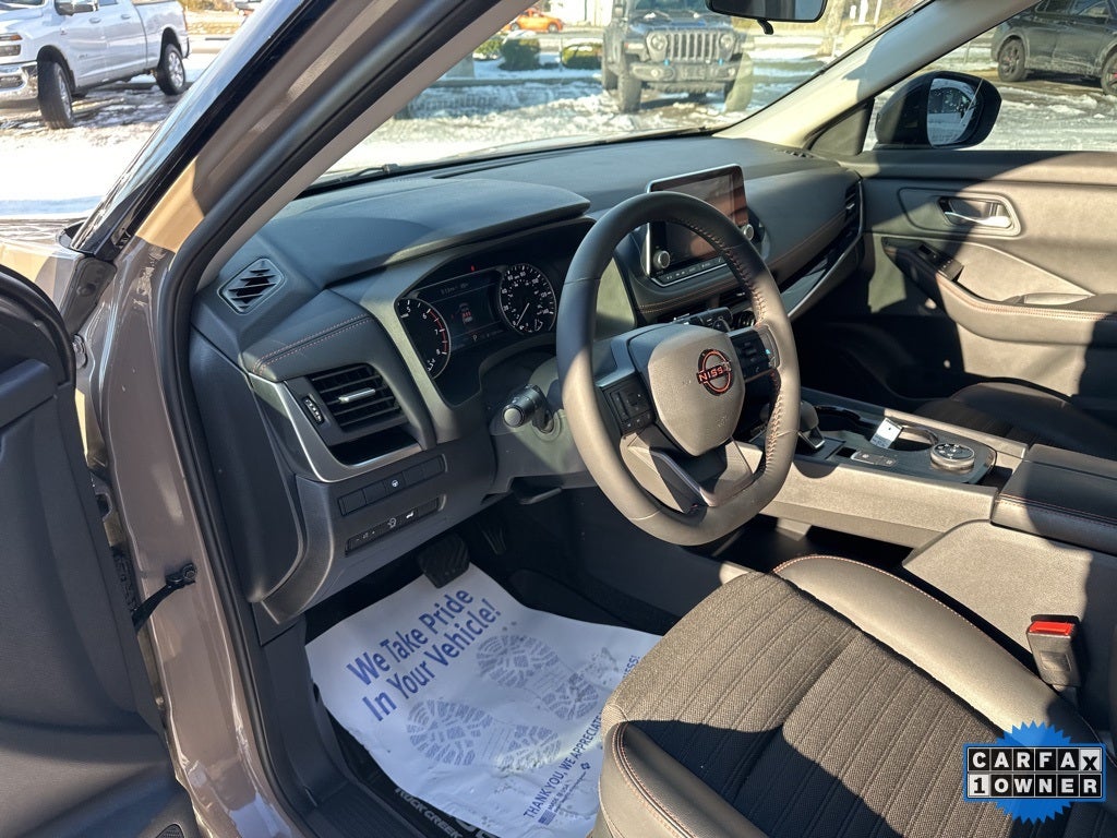 2025 Nissan Rogue Rock Creek