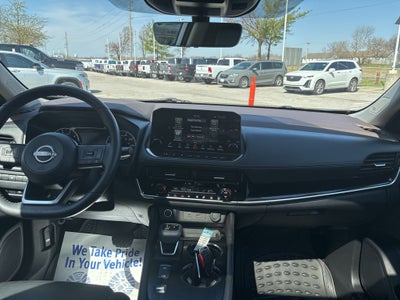 2022 Nissan Rogue SL