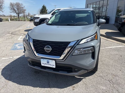 2022 Nissan Rogue SL
