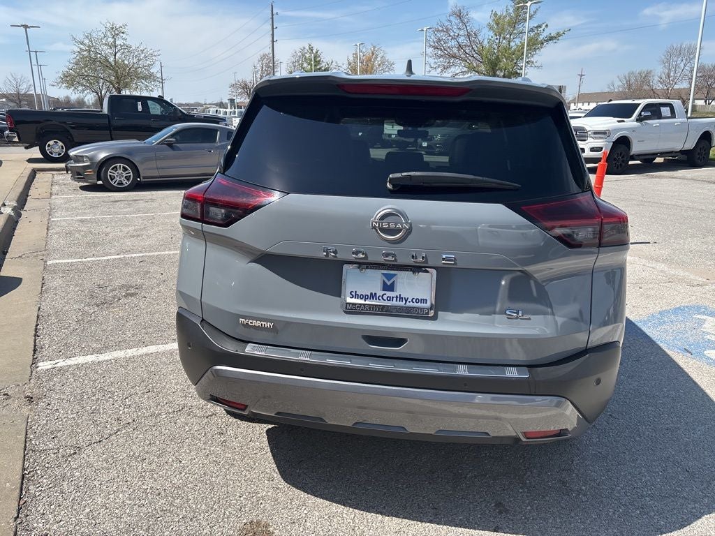 2022 Nissan Rogue SL