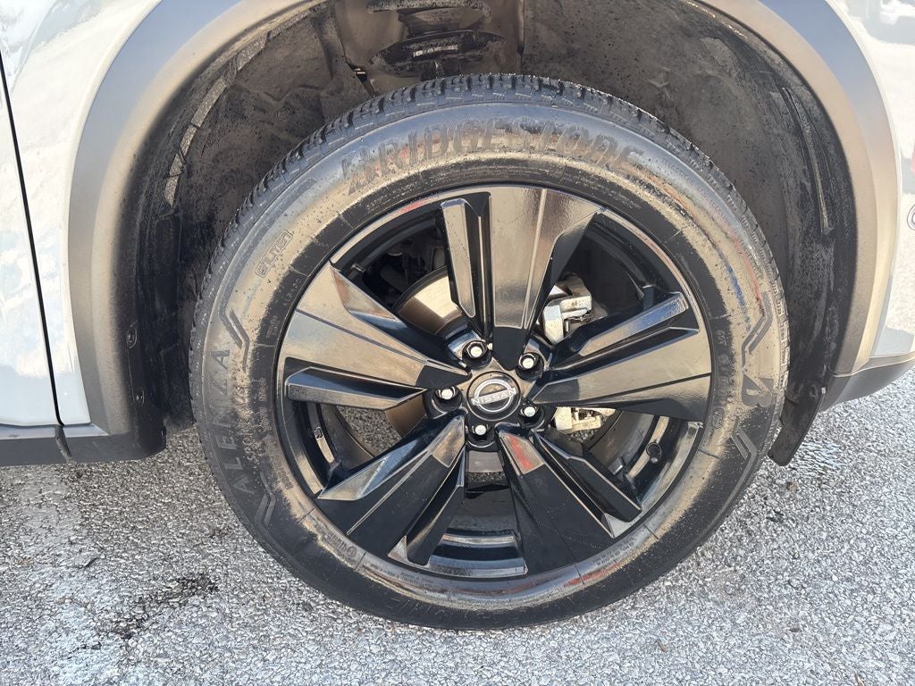 2022 Nissan Rogue SL