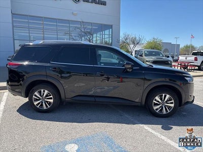 2025 Nissan Pathfinder SL FWD