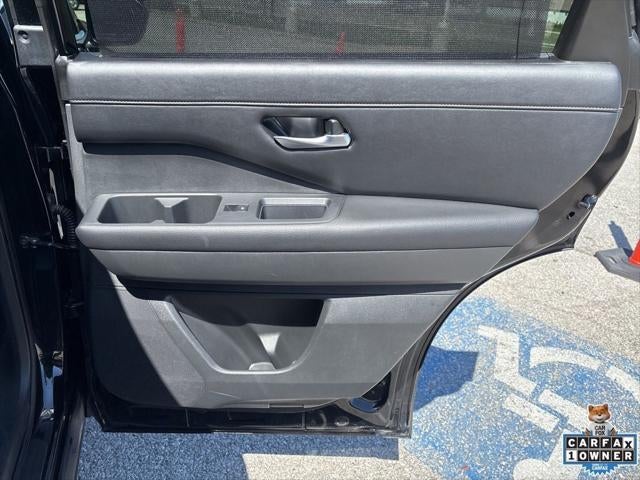 2025 Nissan Pathfinder SL FWD
