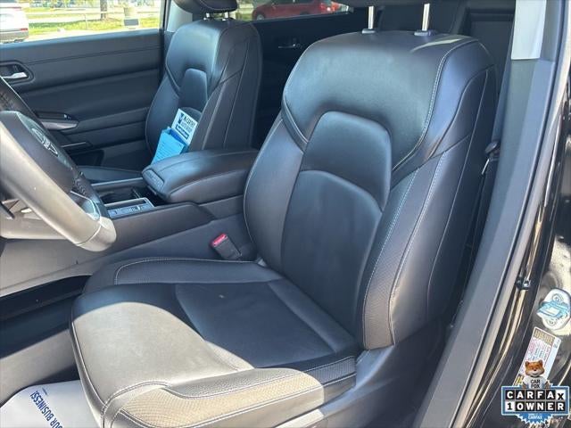 2025 Nissan Pathfinder SL FWD
