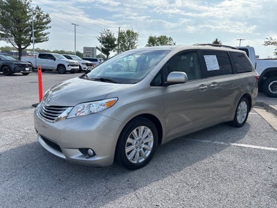 2015 Toyota Sienna XLE Premium 7 Passenger