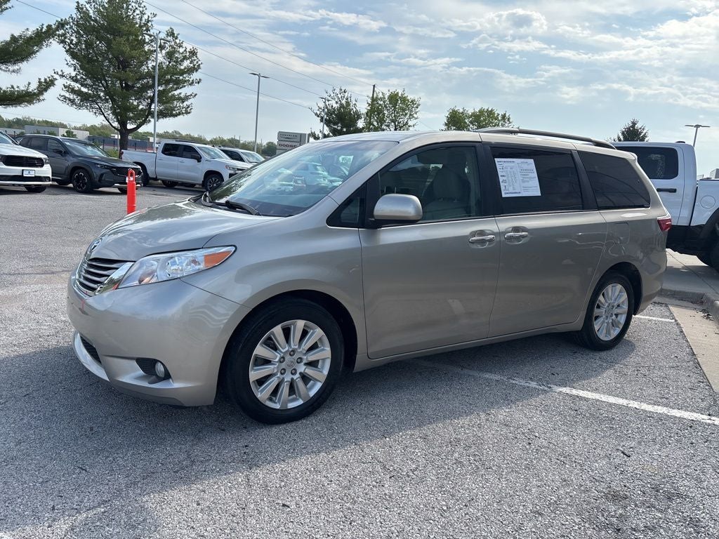 2015 Toyota Sienna XLE Premium 7 Passenger