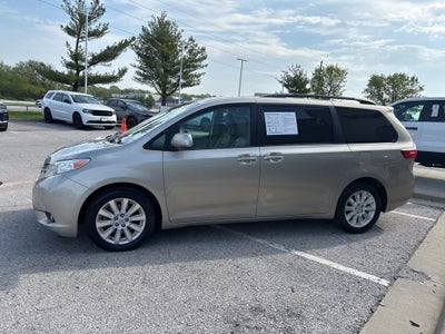 2015 Toyota Sienna XLE Premium 7 Passenger