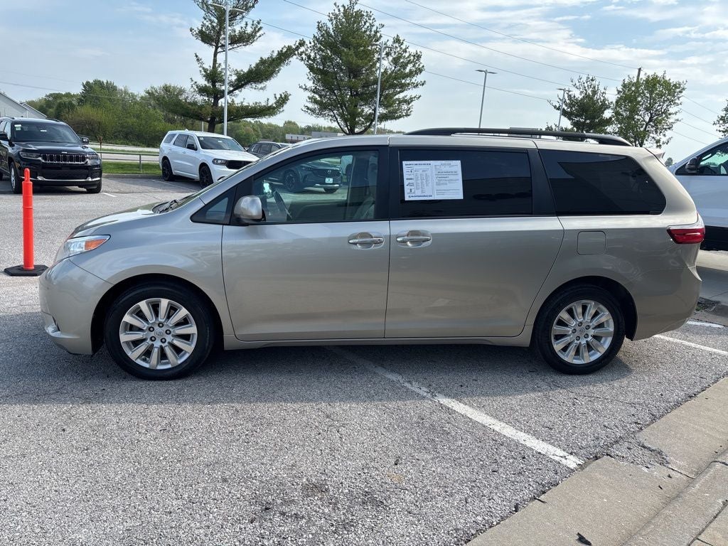 2015 Toyota Sienna XLE Premium 7 Passenger