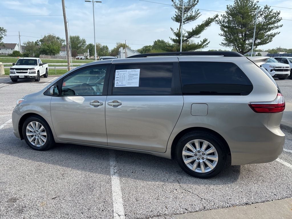 2015 Toyota Sienna XLE Premium 7 Passenger