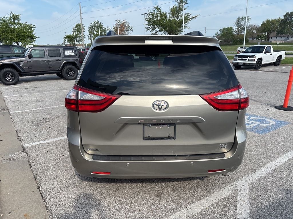 2015 Toyota Sienna XLE Premium 7 Passenger