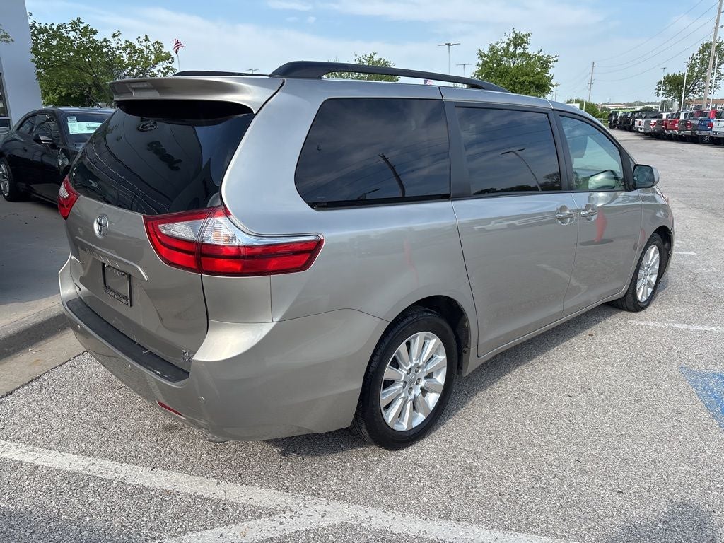2015 Toyota Sienna XLE Premium 7 Passenger