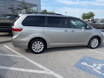 2015 Toyota Sienna XLE Premium 7 Passenger