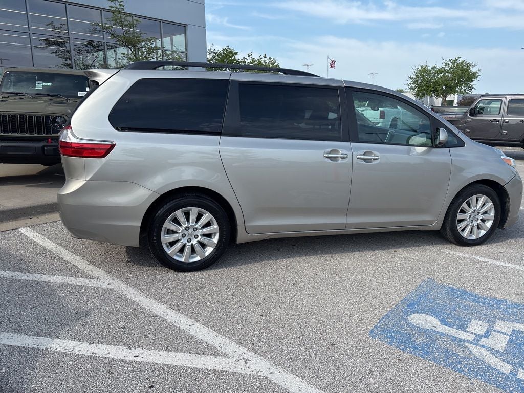 2015 Toyota Sienna XLE Premium 7 Passenger