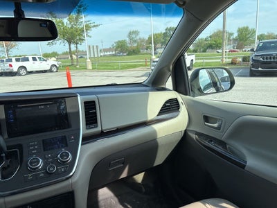2015 Toyota Sienna XLE Premium 7 Passenger