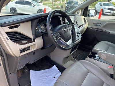 2015 Toyota Sienna XLE Premium 7 Passenger