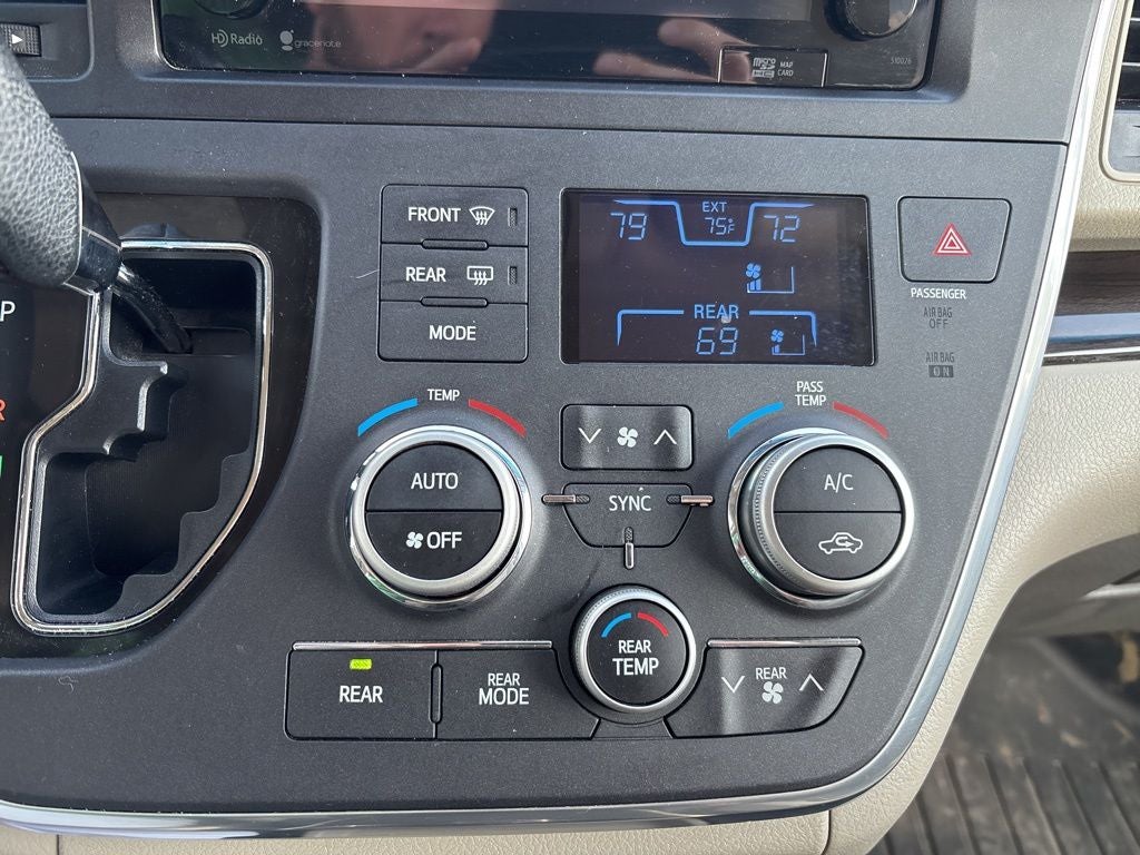 2015 Toyota Sienna XLE Premium 7 Passenger