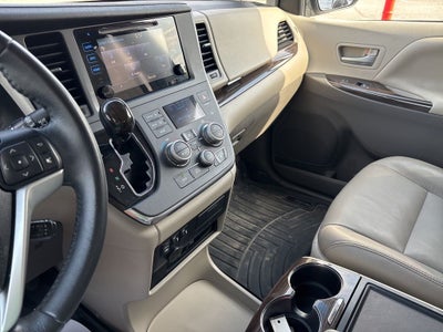 2015 Toyota Sienna XLE Premium 7 Passenger