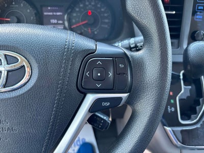 2017 Toyota Sienna LE 8 Passenger