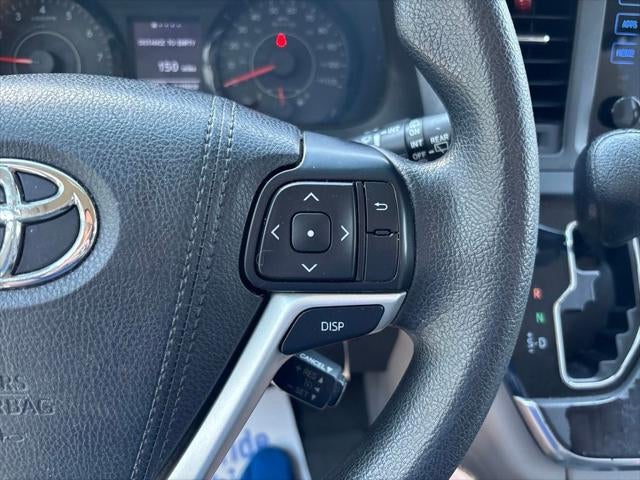 2017 Toyota Sienna LE 8 Passenger