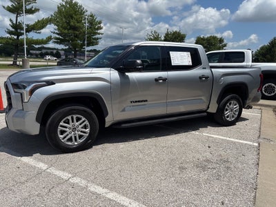 2022 Toyota Tundra SR5