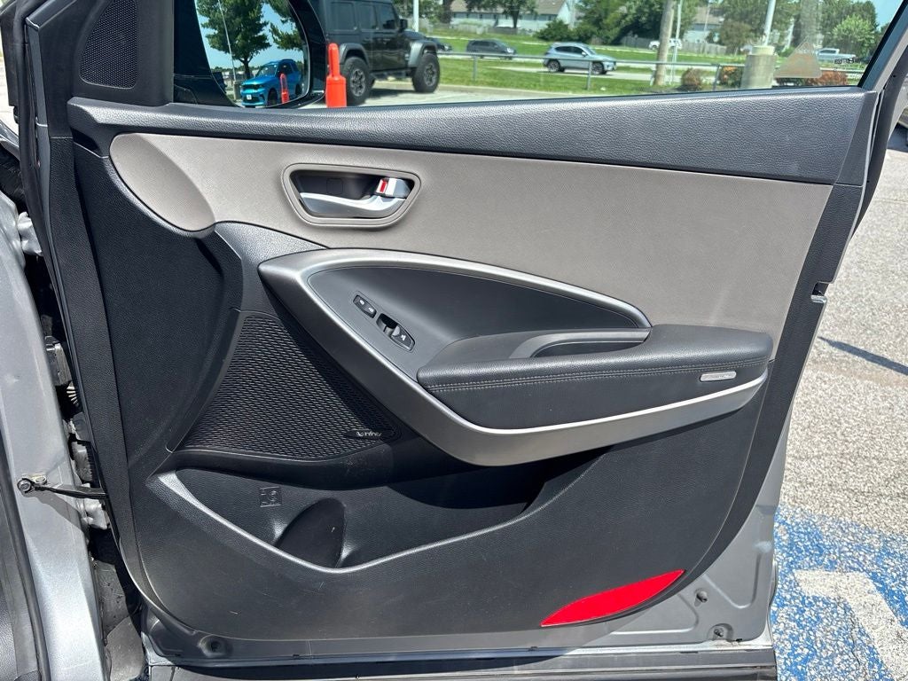2017 Hyundai Santa Fe Limited Ultimate
