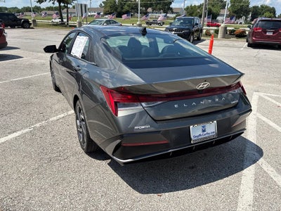 2024 Hyundai Elantra Limited