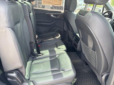 2022 Audi Q7 Prestige 55 TFSI quattro Tiptronic