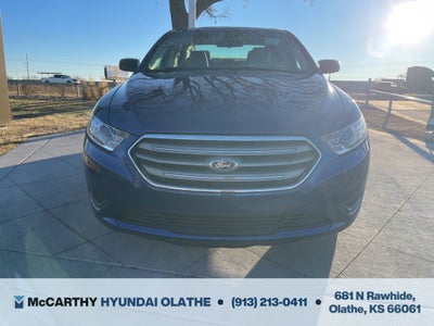 2013 Ford Taurus SE