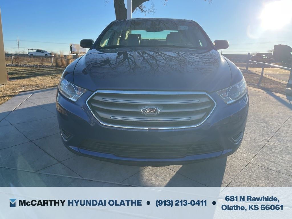 2013 Ford Taurus SE