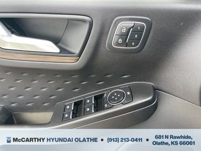 2020 Ford Escape Titanium Hybrid